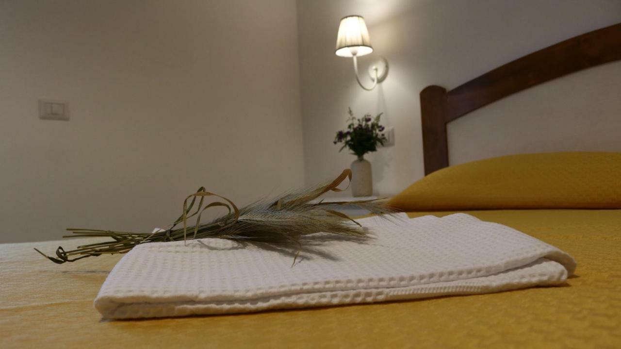 Casa Amigdala Bed & Breakfast Castellabate Exterior photo