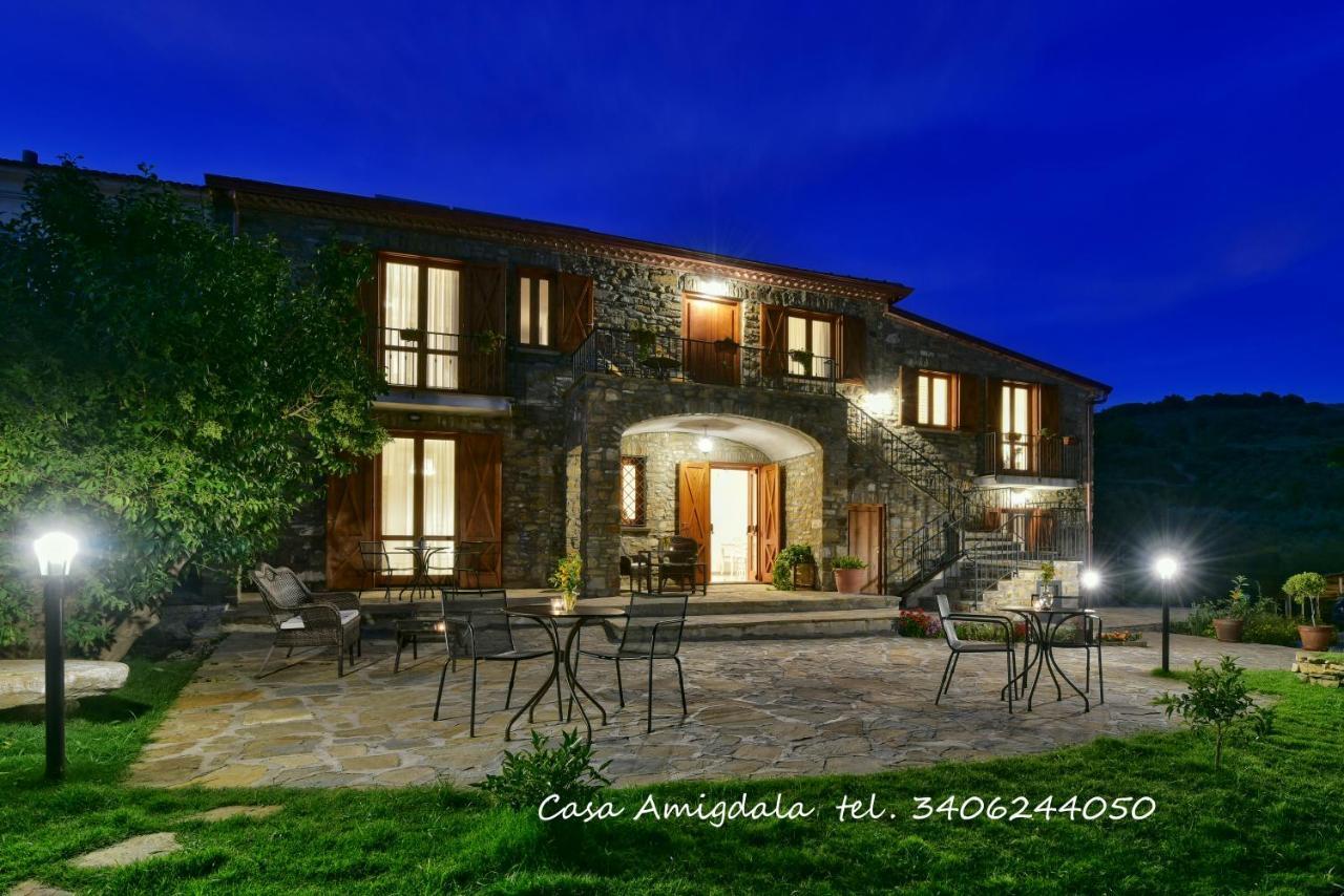 Casa Amigdala Bed & Breakfast Castellabate Exterior photo